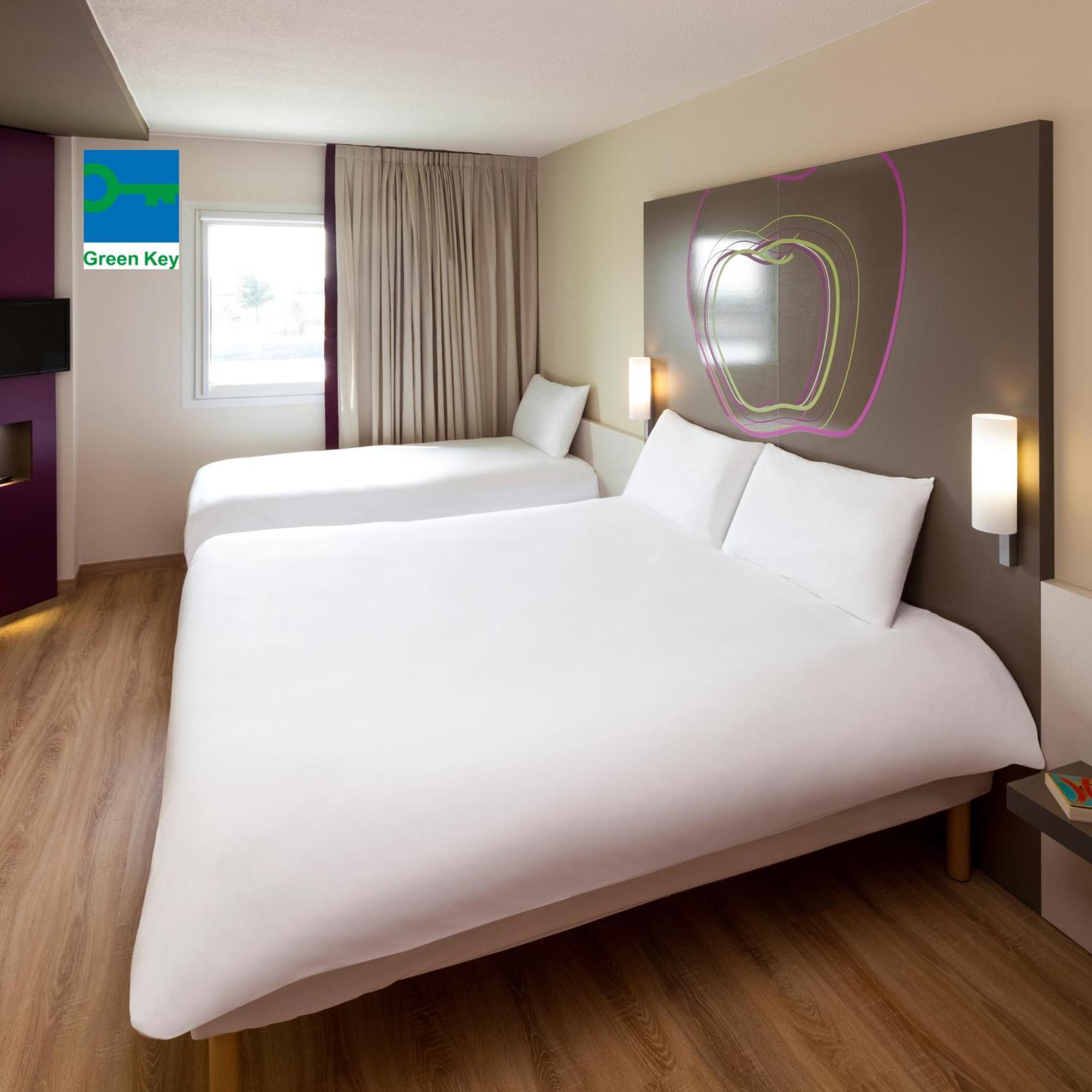 Hotel Ibis Styles Lleida Torrefarrera Екстериор снимка